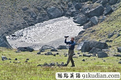 环球之旅:邀你同行共赏美丽火山风景(上)