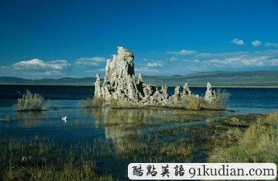 环球之旅:与您共赏美国莫诺湖塔美丽的风貌