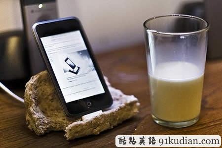 大千世界:14款风格迥异的iPhone支架