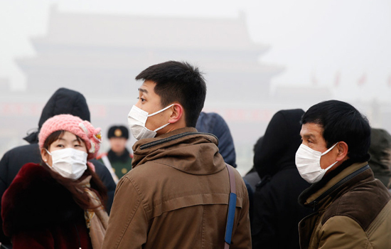 Smoking, air pollution major health threats in China